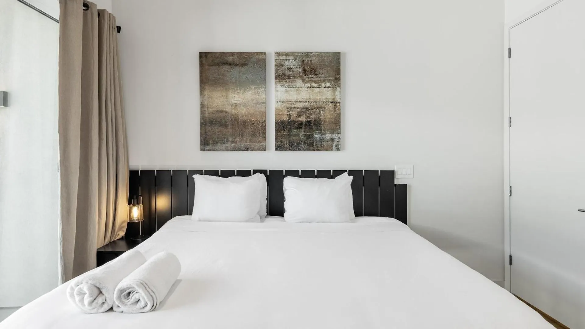 Horizon - 2 Units - Jacuzzi - Private Balconies Villa Scottsdale